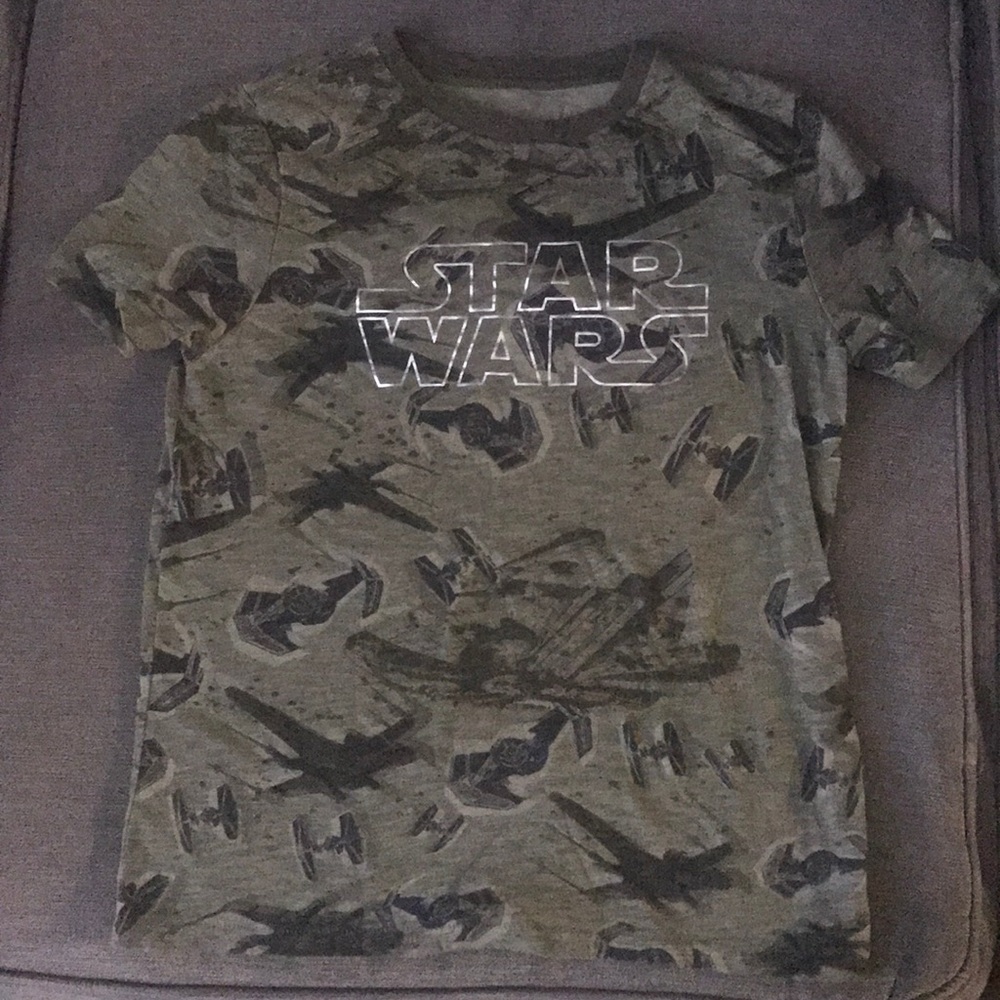 GAP Star Warz shirt